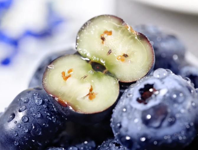 你的“莓”好生活由我創(chuàng)造——有機(jī)藍(lán)莓亮相人人樂！