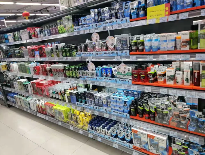 抵抗寒冬，人人樂實力寵?。?/>
                    
                    
                    </a></dt>
                                        <dd style=